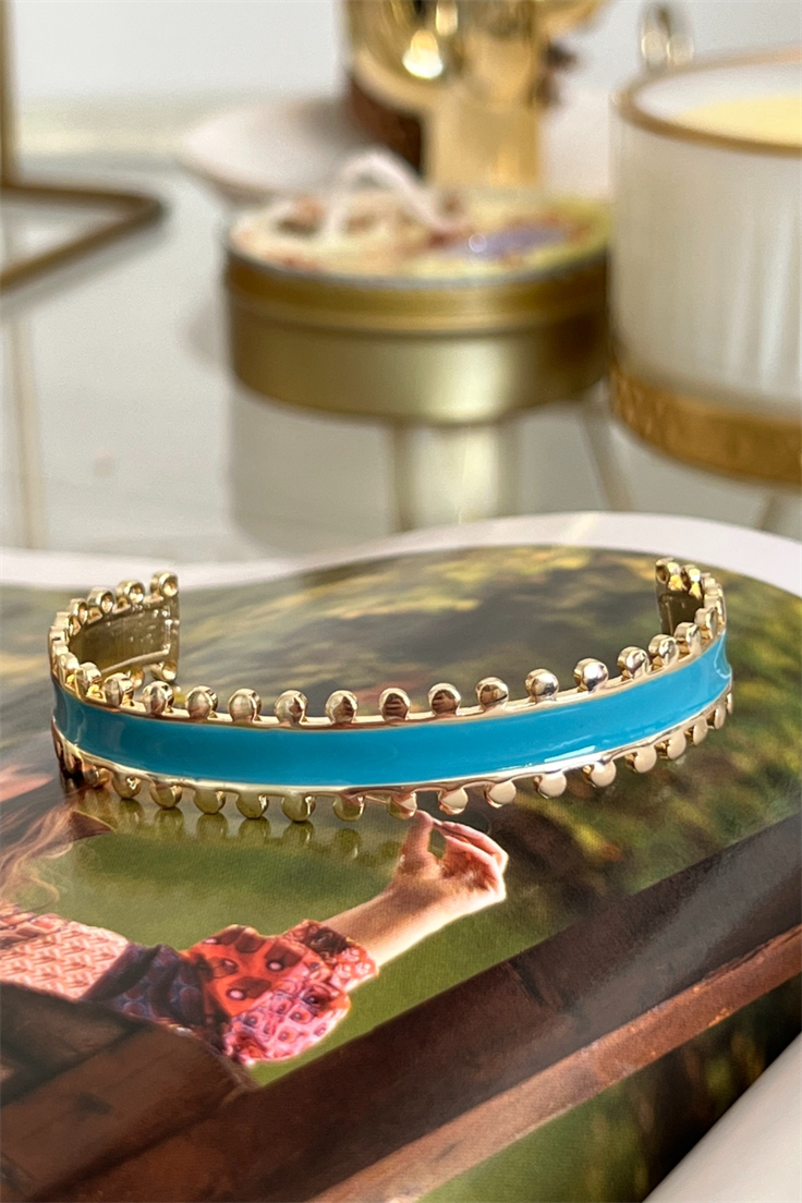 Mavi Mineli Daire Sıralı Altı Açık Kelepçe Gold