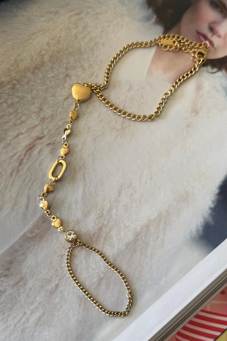 Çelik Kalplı Şahmeran