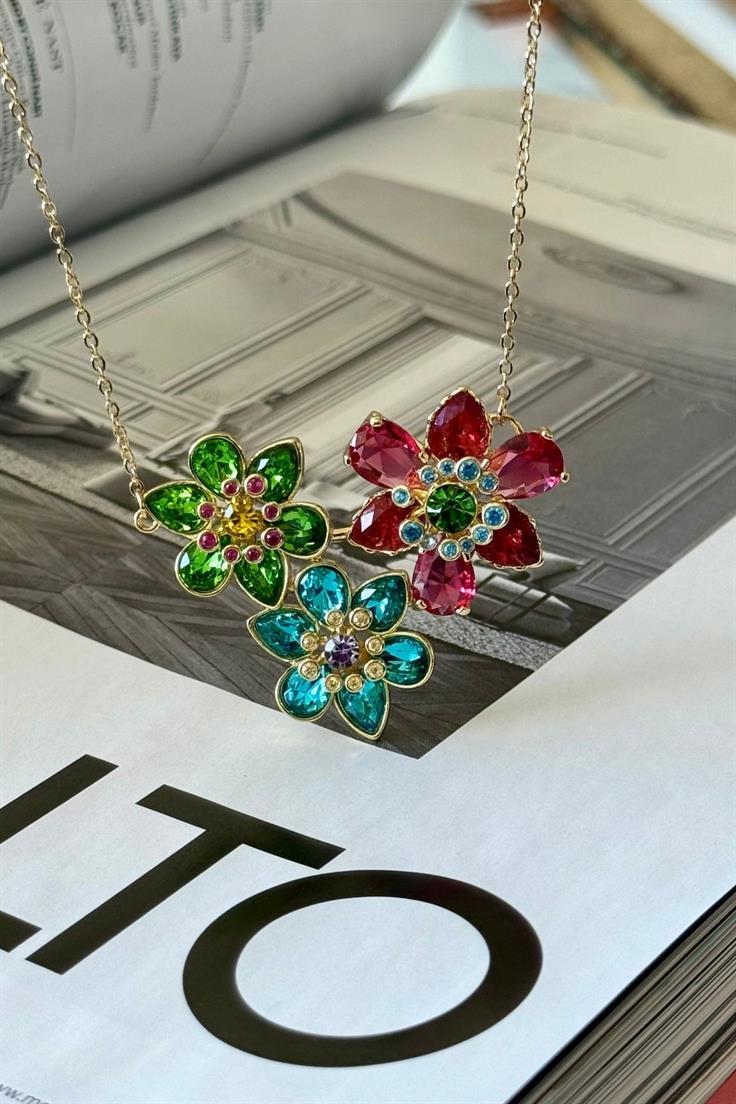 Çelik Parlak 3 Renkli Çiçek Kolye