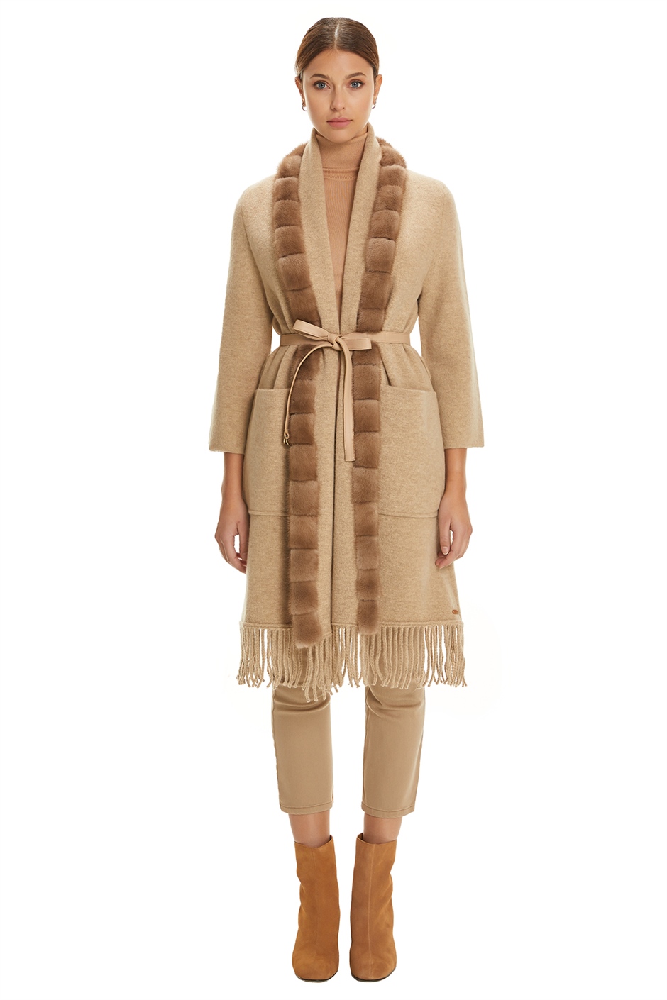 Shaky Women's Knitted Coat with Mink trimming