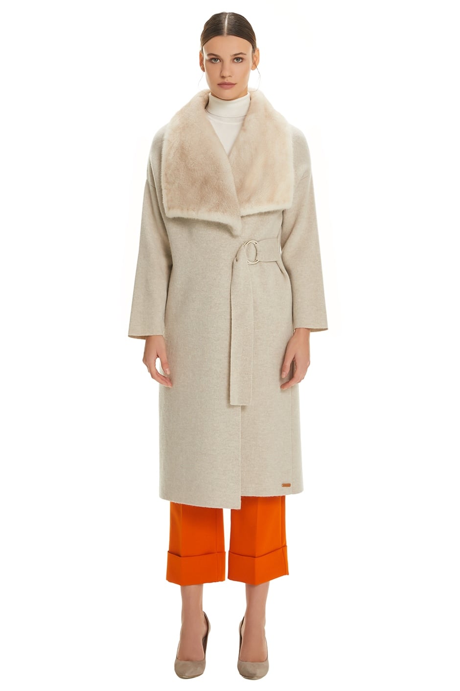 Shaky Women's Knitted Coat with Mink trimming