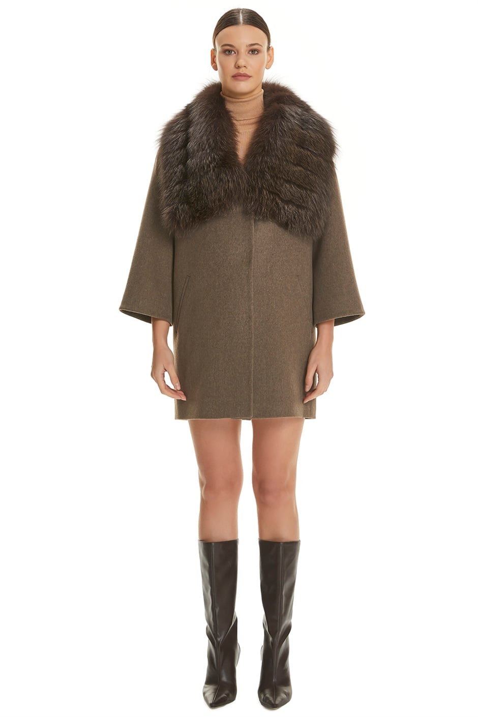 Shaky Women's Loro Piana 100% Wool Fabric Short Coat with Fox trimming