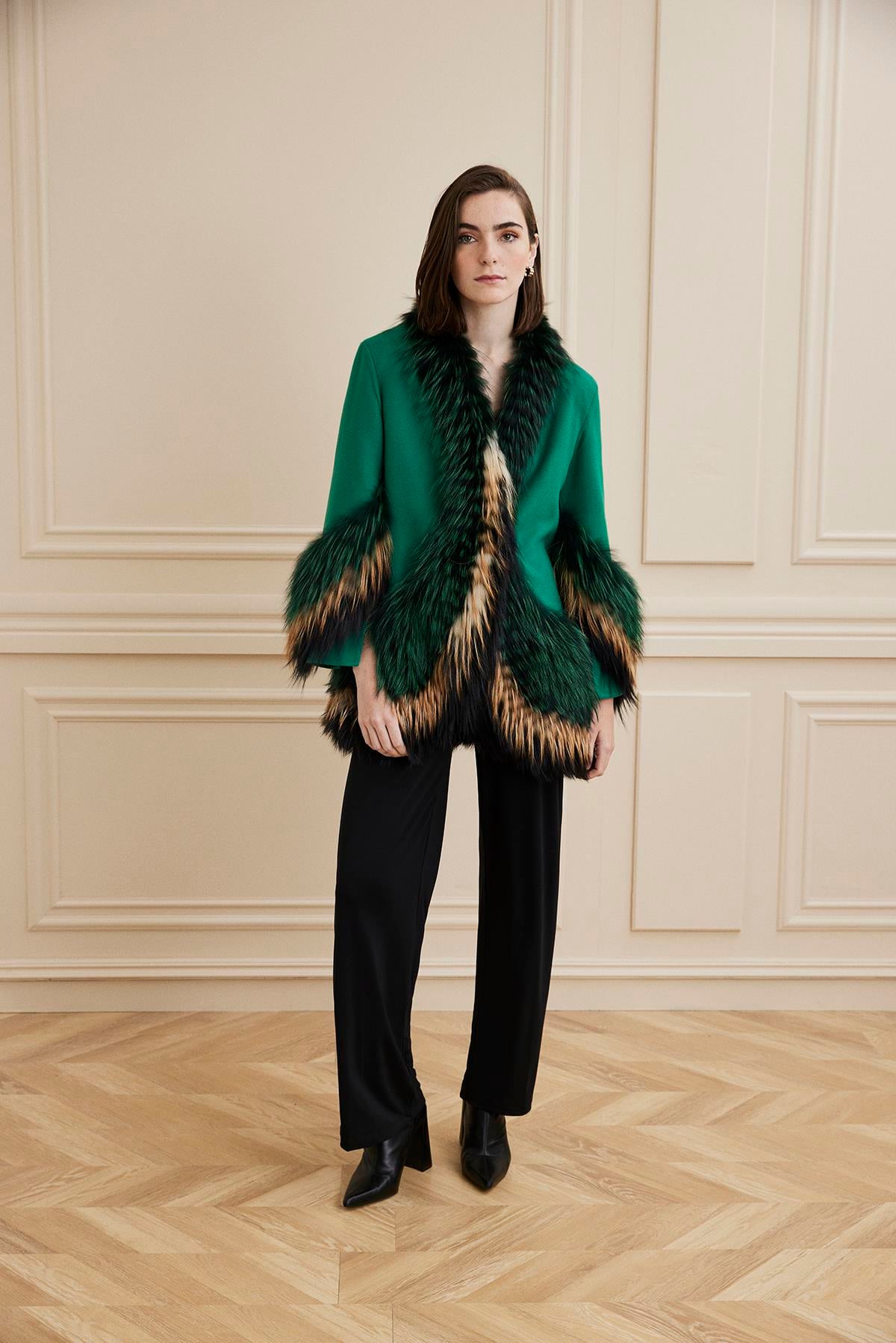 Shaky Women's Loro Piana 93% Wool 7% Cashmere Fabric Jacket With Fox Trimming Green