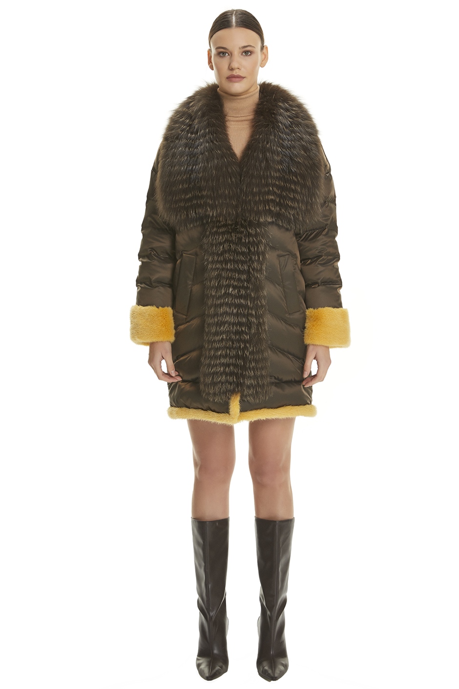 Shaky Women's Nylon Fabric Short Coat with Fox and Mink trimming