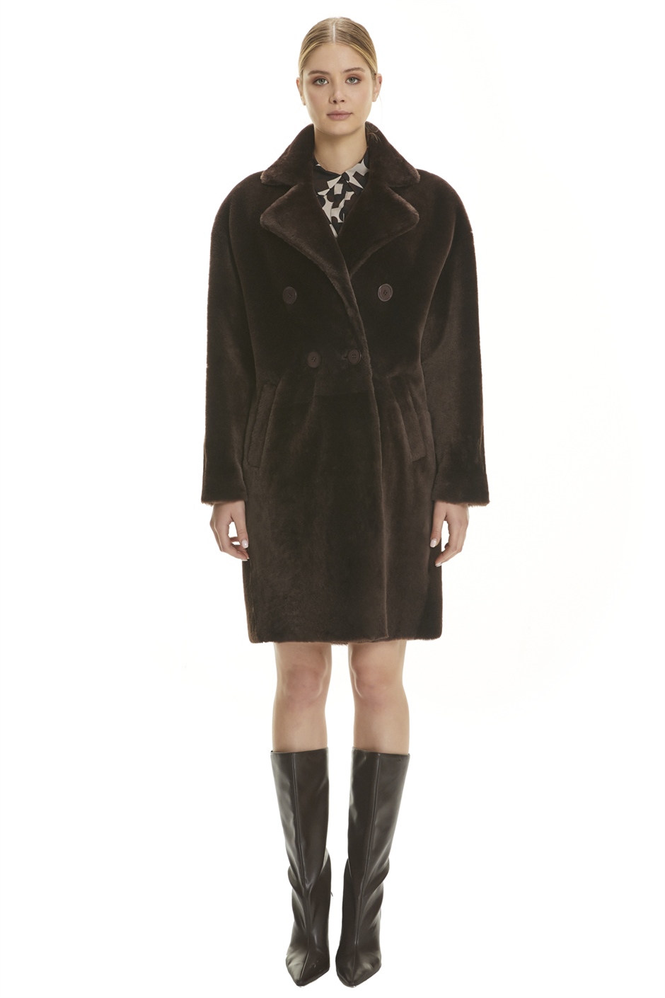 Shaky Women's Shearling Short Coat with Leather trimming
