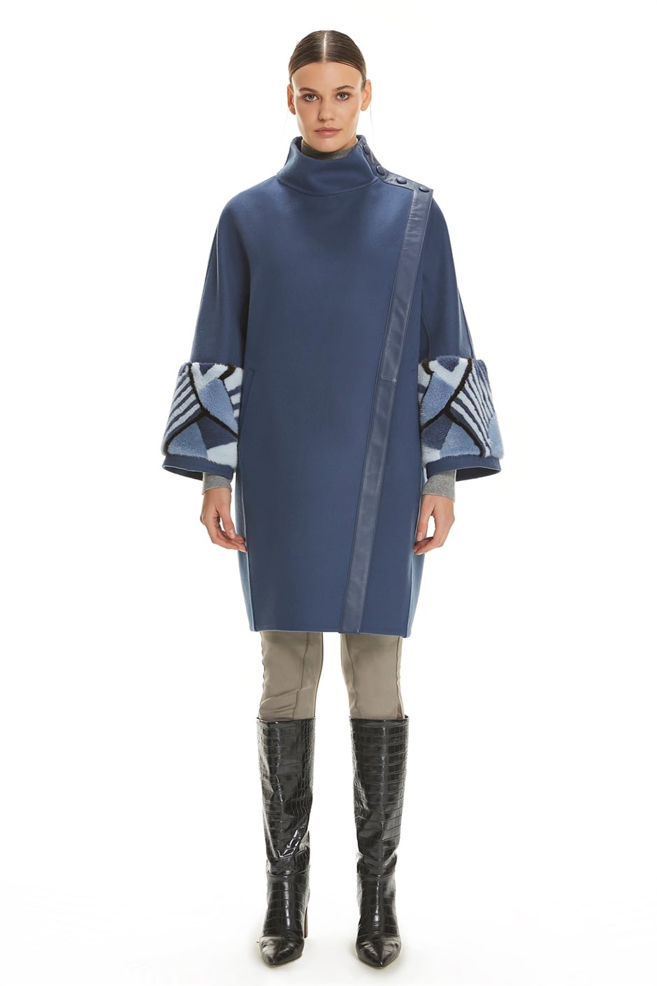 Shaky Women's Isea 95% Wool 5% Cashmere Fabric Short Coat with Leather trimming