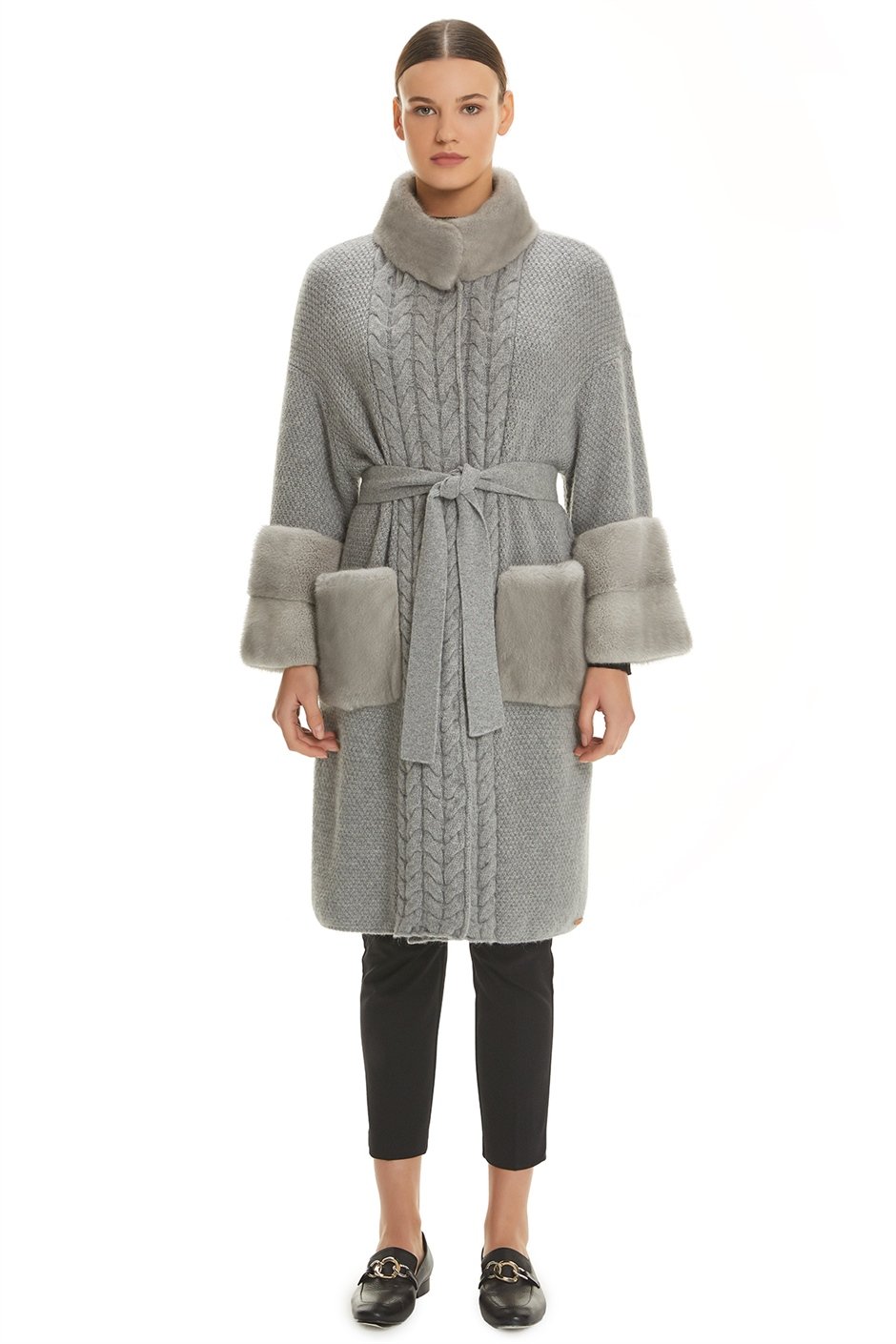 Shaky Women's Knitted Short Coat with Mink trimming