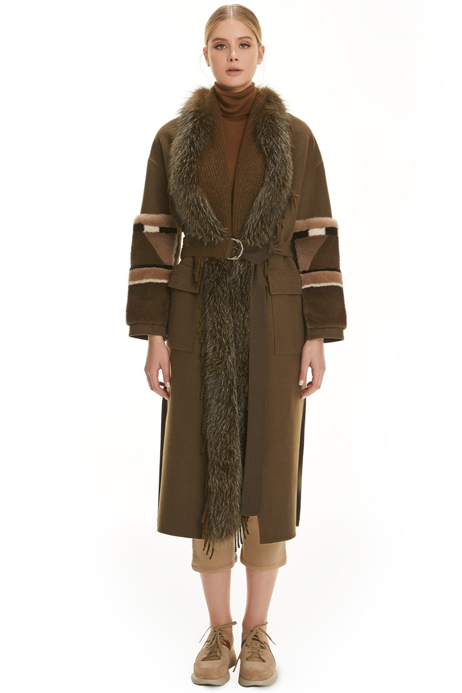 Shaky Women's Loro Piana 100% Wool Fabric Coat with Mink trimming