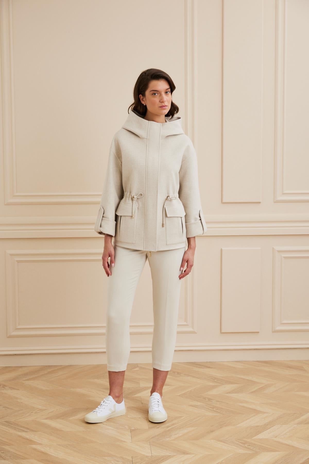 Shaky Women's Loro Piana 90% Wool 10% Cashmere Fabric Jacket Beige