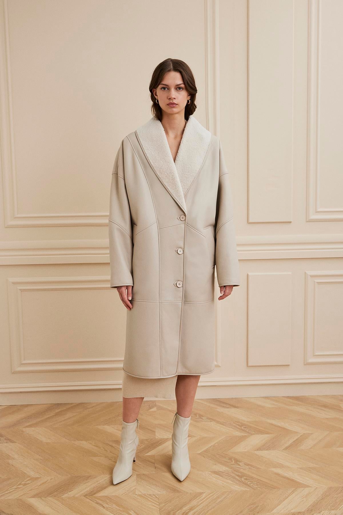 Shaky Women's Shearling Coat Beige