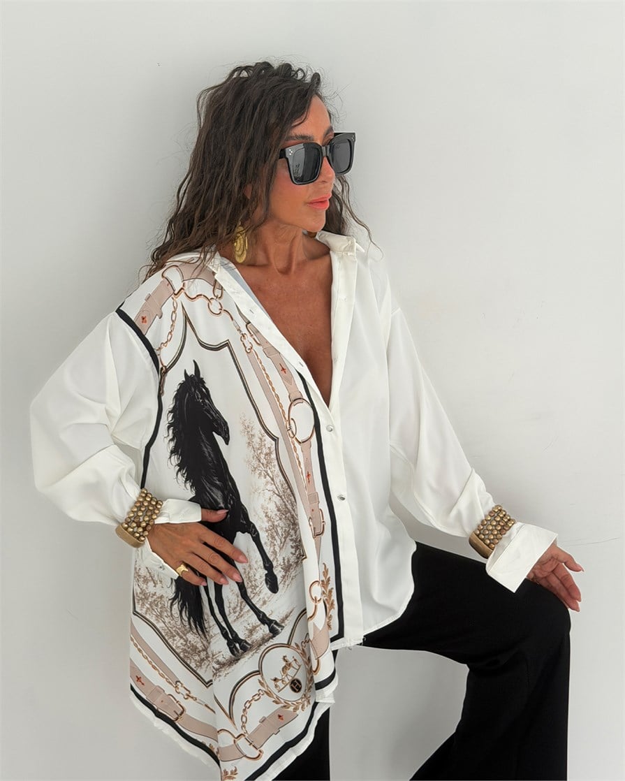 Sandra Gömlek Zincirli At Baskılı