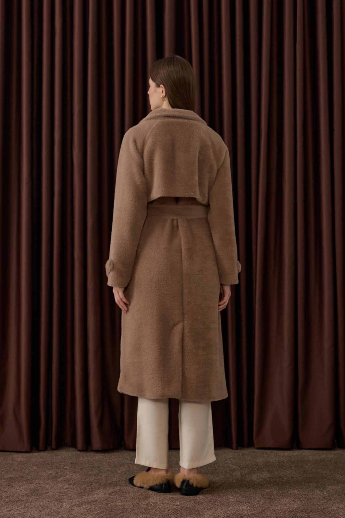 Danish Düğmeli Kuşaklı Kaban VİZON