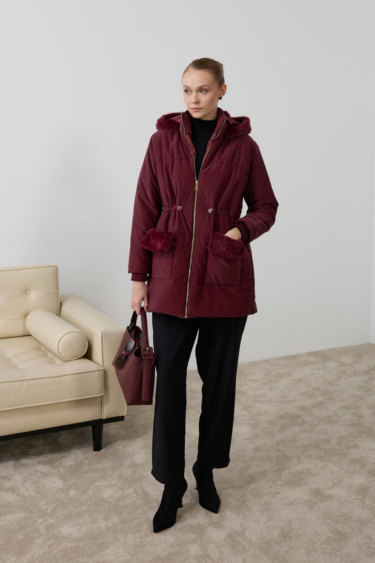 Flora Fermuarlı Kürk Detaylı Şişme Mont MÜRDÜM