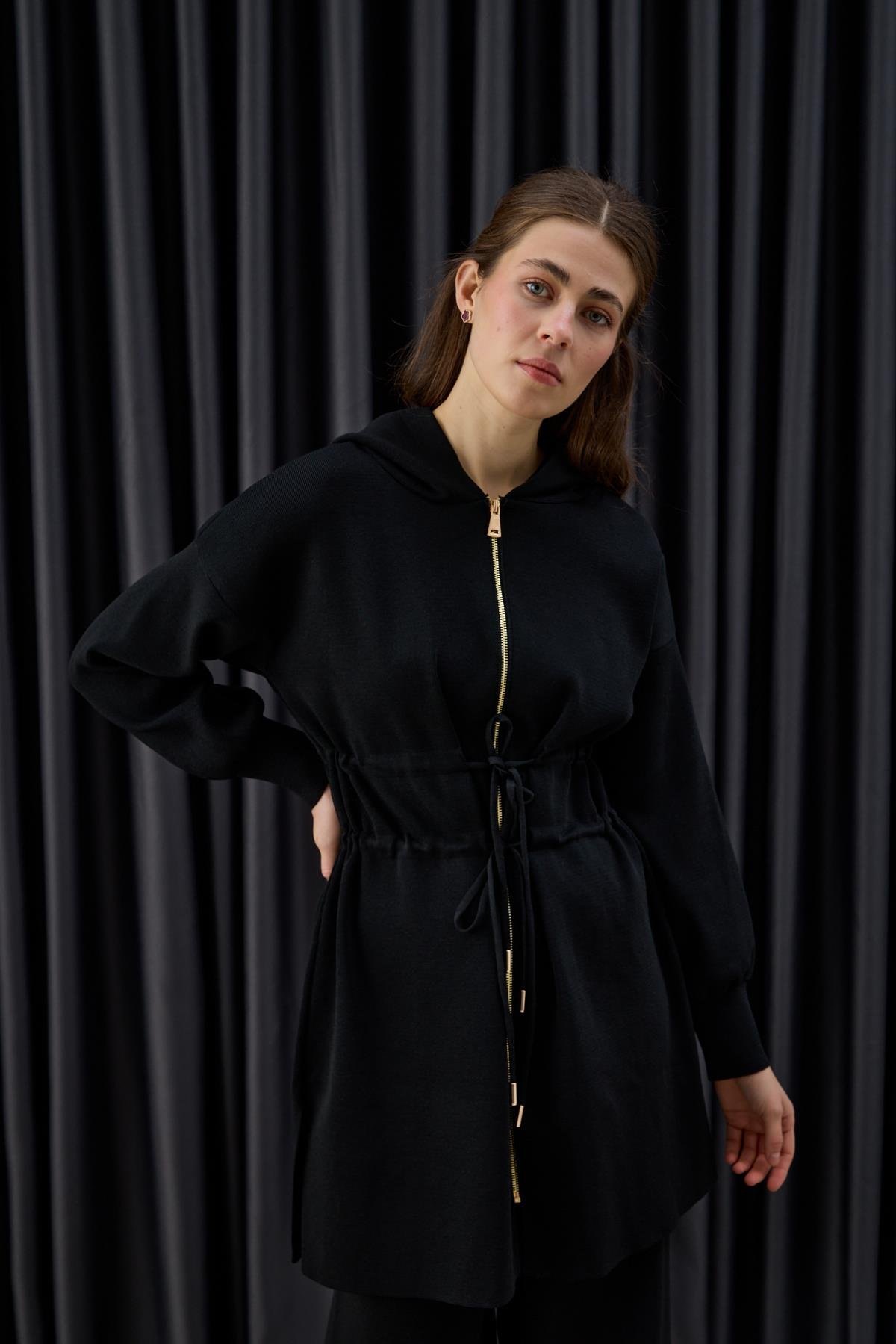 Lady Fermuarlı Kapüşonlu Triko Pantolonlu Takım SİYAH