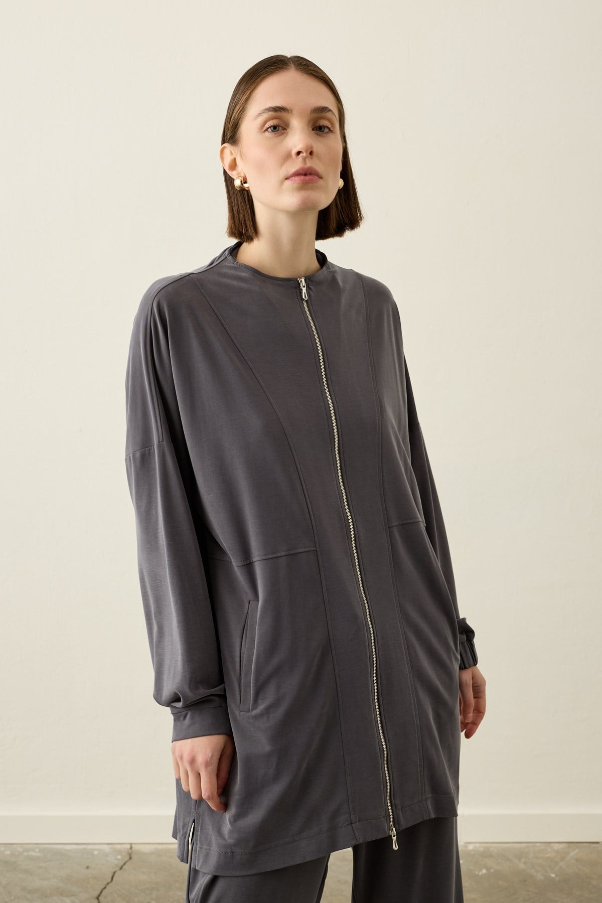 Leila Dikiş Detaylı Örme Rayon Pantolonlu Takım GRİ