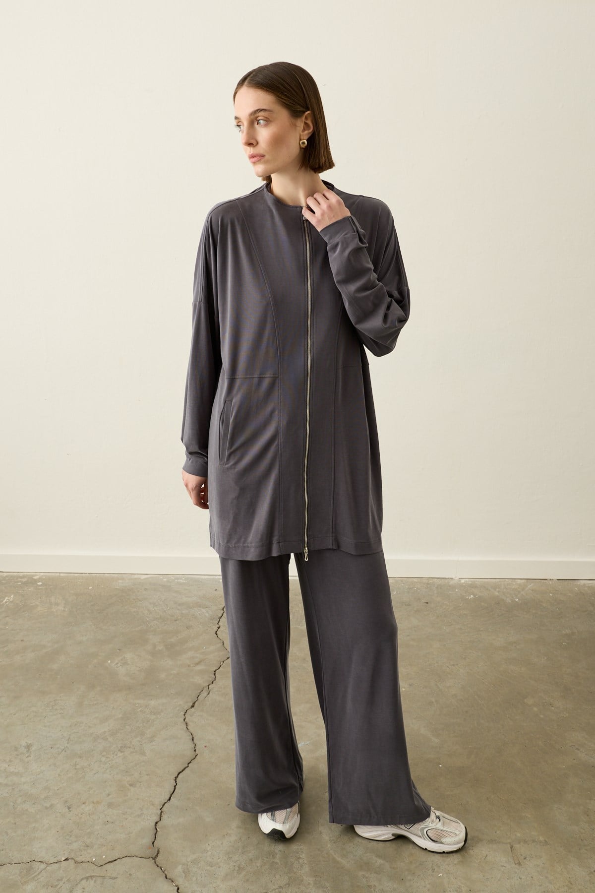 Leila Dikiş Detaylı Örme Rayon Pantolonlu Takım GRİ