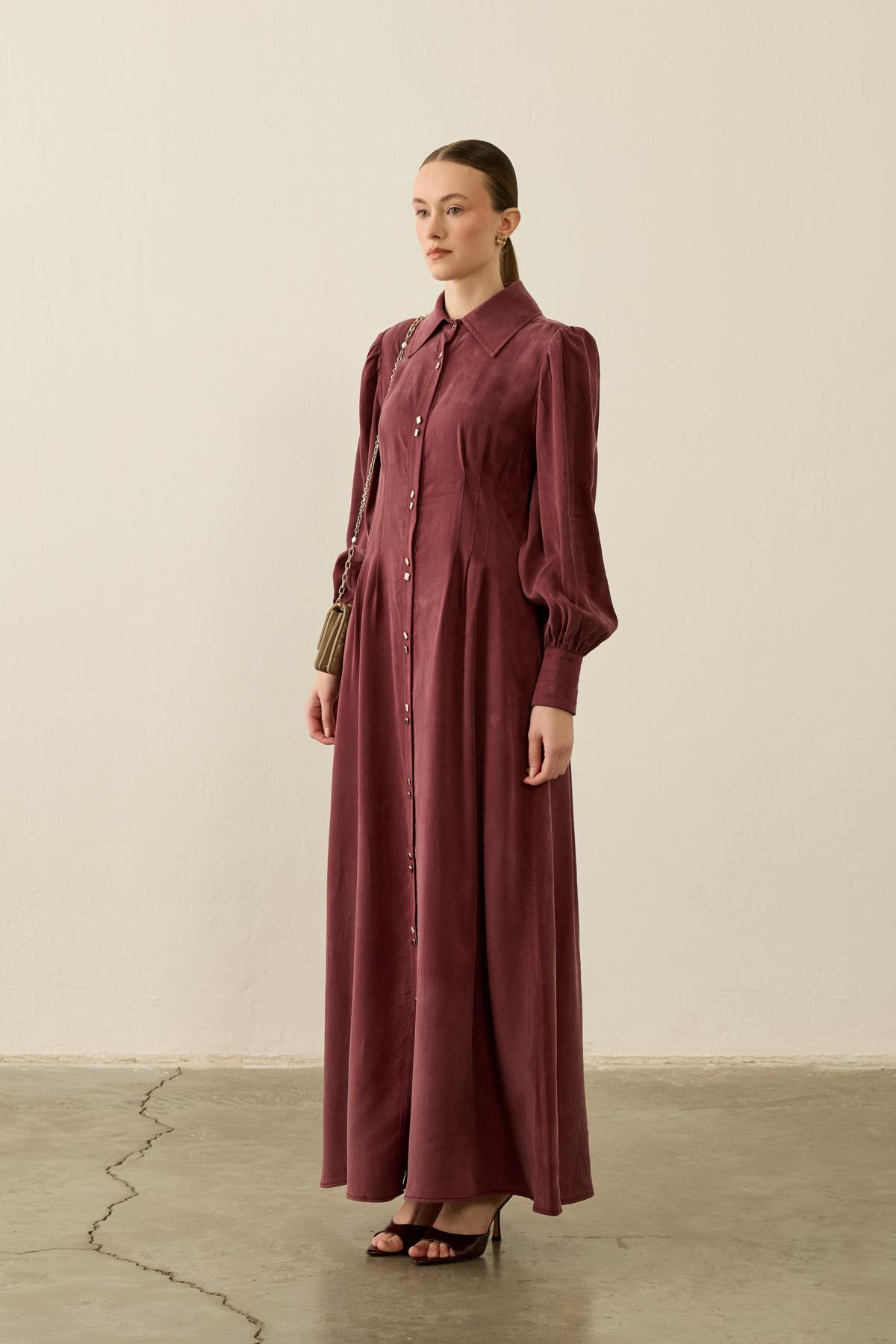 Mari Belden Oturtmalı Lyocell Elbise MÜRDÜM