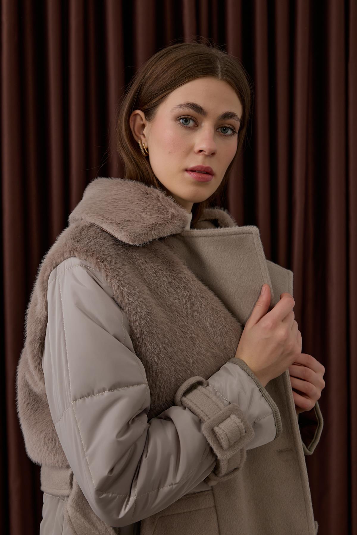 Monze Düğmeli Kürk Garnili Şişme Mont BEJ