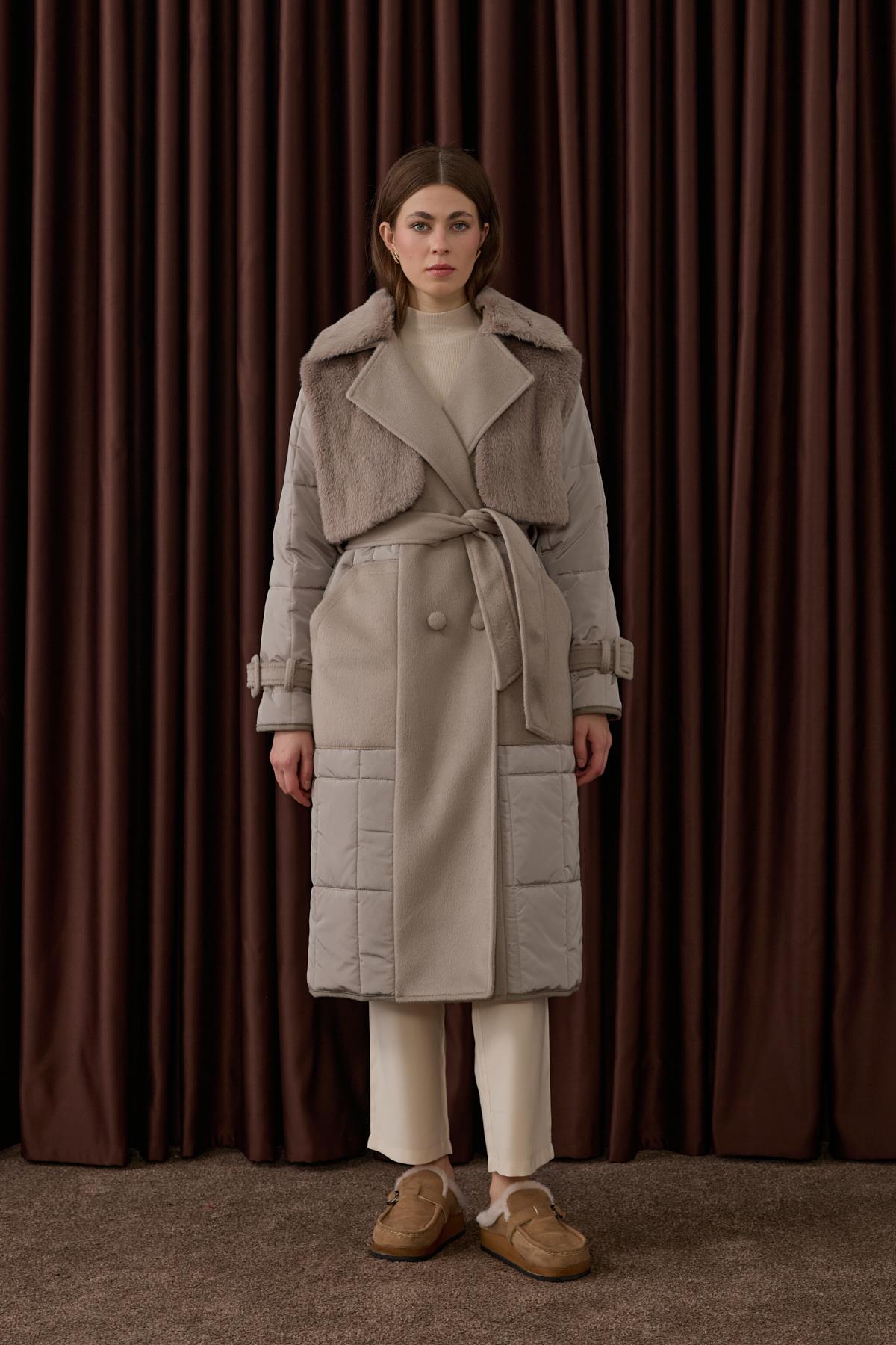 Monze Düğmeli Kürk Garnili Şişme Mont BEJ