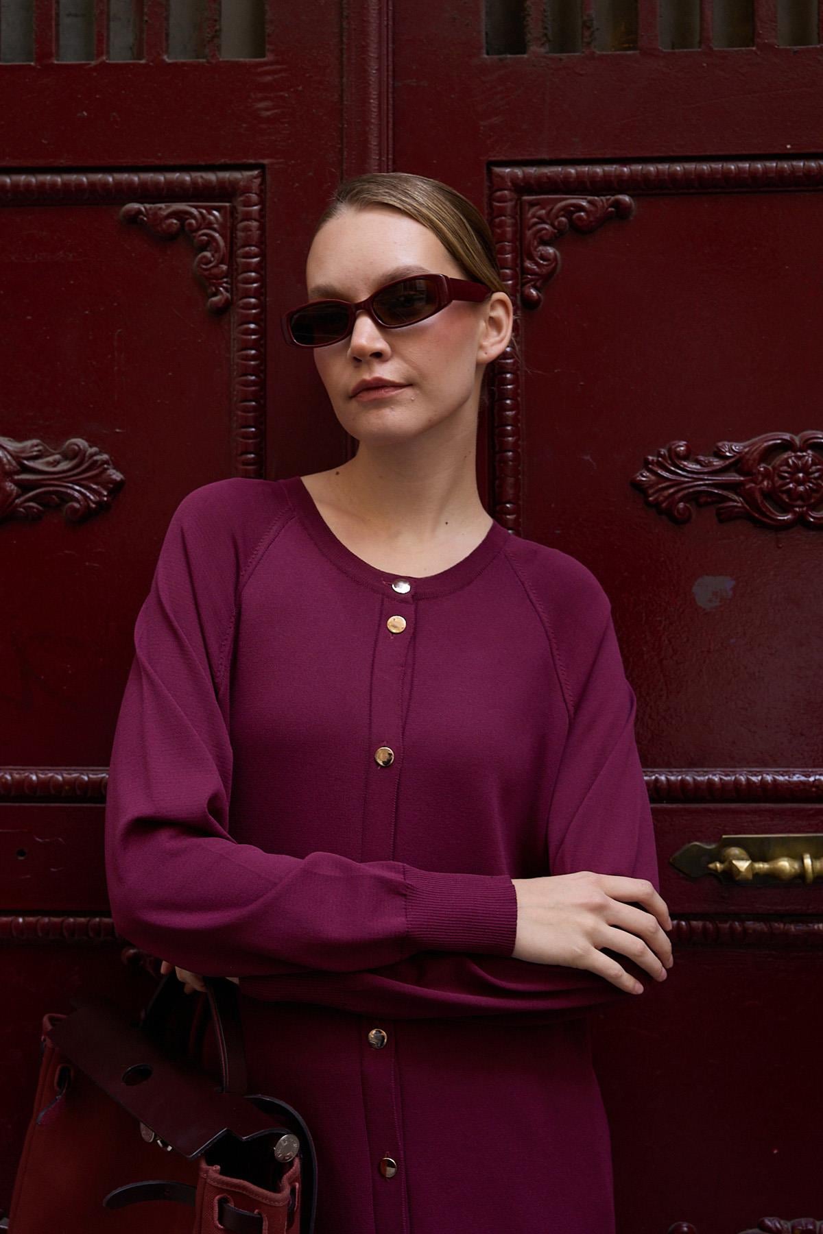 Nely Gold Düğmeli Kısa Triko Hırka MÜRDÜM