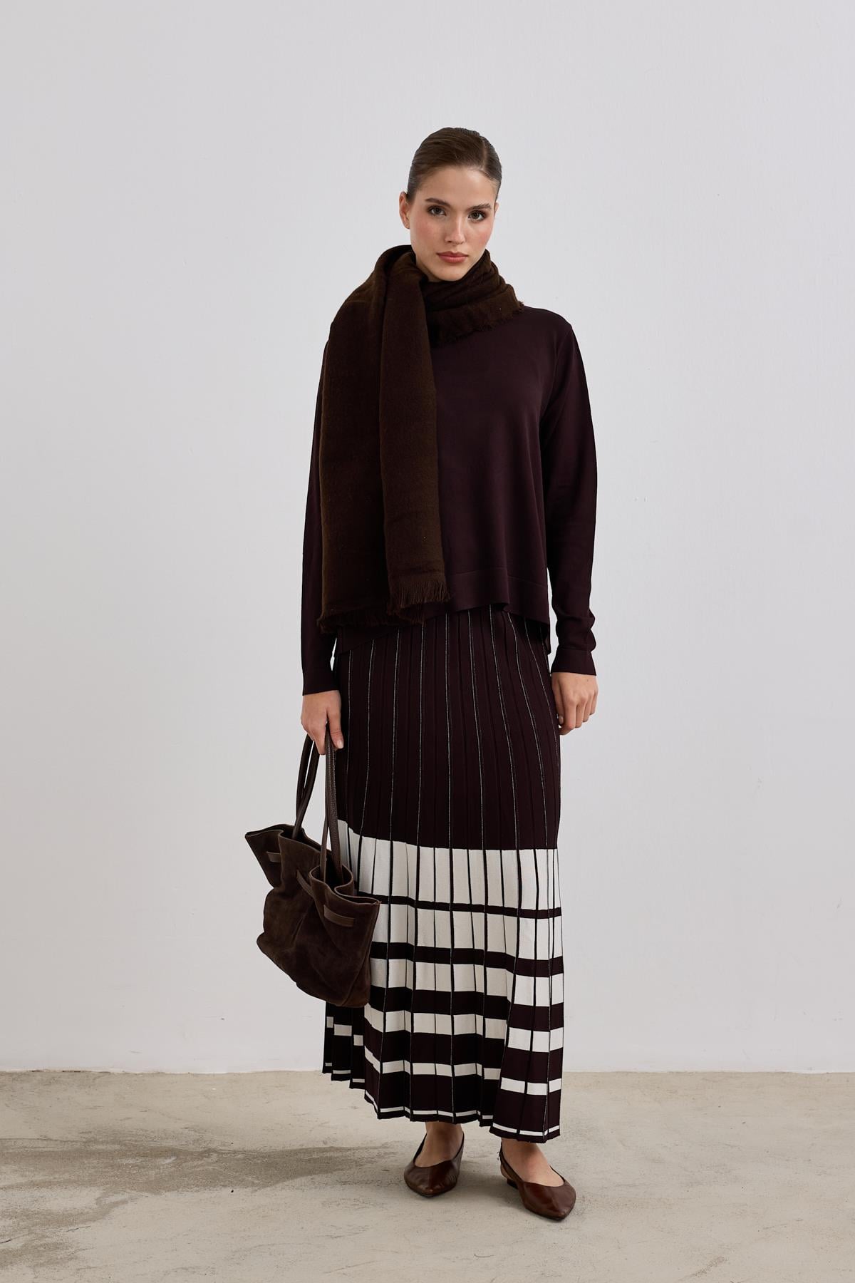 Perla Piliseli Triko Etekli Takım KAHVERENGİ