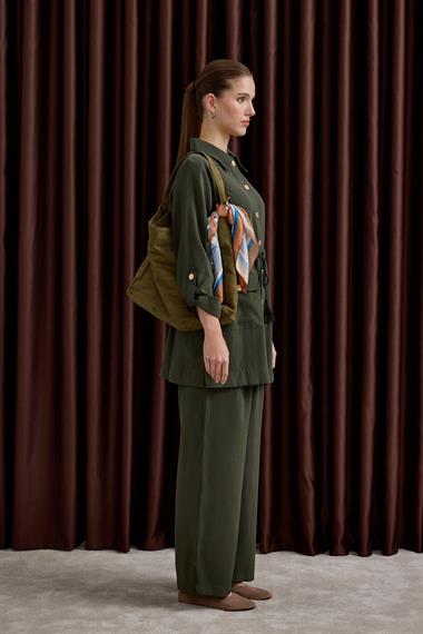 Adrian Düğmeli ve Püskül Kemerli Pantolonlu Takım HAKİ