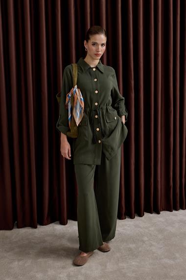 Adrian Düğmeli ve Püskül Kemerli Pantolonlu Takım HAKİ