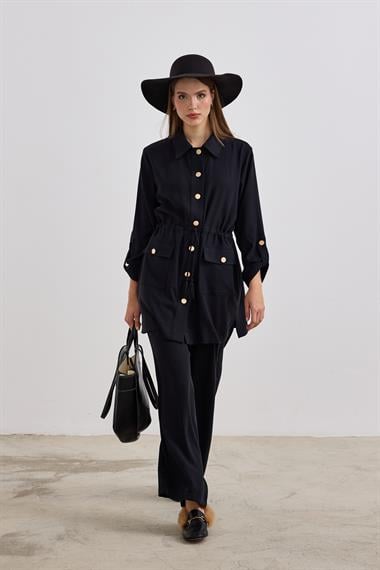 Adrian Düğmeli ve Püskül Kemerli Pantolonlu Takım SİYAH