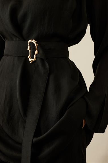 Caroline Pileli Gold Kemerli Şık Pantolonlu Takım SİYAH