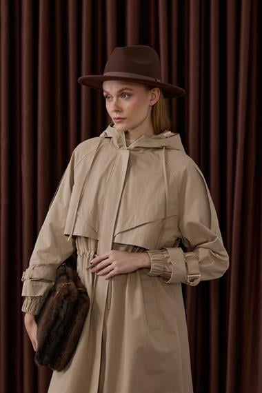 Carrot Fermuarlı Kapüşonlu Yağmurluk BEJ