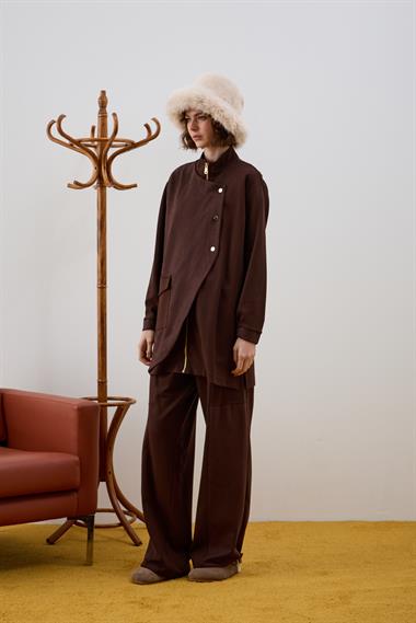 Edora Fermuarlı Süet Garnili Pantolonlu Takım KAHVERENGİ