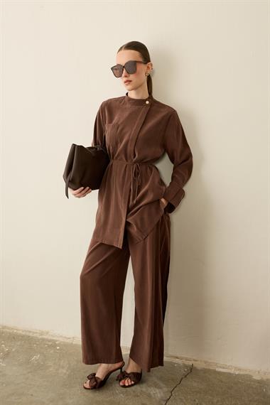 Eleny Yandan Patlı Modal Pantolonlu Takım KAHVERENGİ
