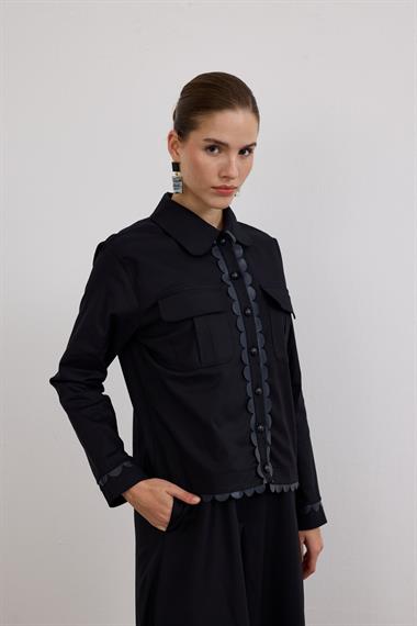 Emilia Deri Detaylı İçlik Elbiseli Takım LACİVERT