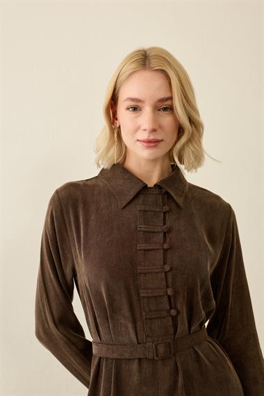 Emosh Britli Düğmeli Kemerli Elbise KAHVERENGİ