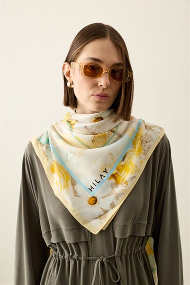 Floral Batik Desenli Omuz Şalı MİX