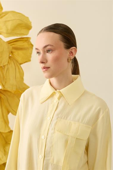 Hati Düğmeli Cep ve Kol Detaylı Modal Gömlek SARI