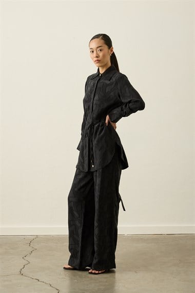 Jakarlı Düğmeli Lyocell Pantolonlu Takım SİYAH