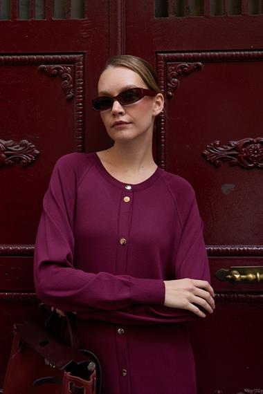 Nely Gold Düğmeli Kısa Triko Hırka MÜRDÜM