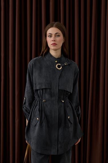 New Alvin Gold Aksesuarlı Pantolonlu Takım SİYAH