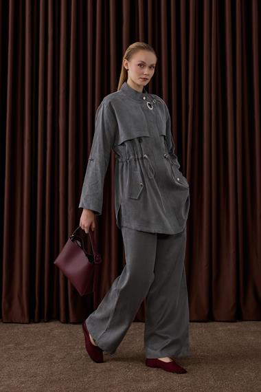 New Alvin Gold Aksesuarlı Pantolonlu Takım GRİ