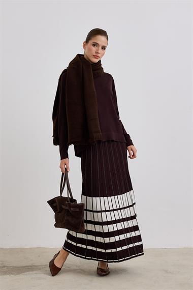 Perla Piliseli Triko Etekli Takım KAHVERENGİ