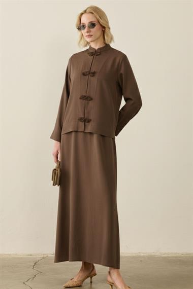 Sakura Çin Düğmeli Lyocell İçlik Elbiseli Takım KAHVERENGİ