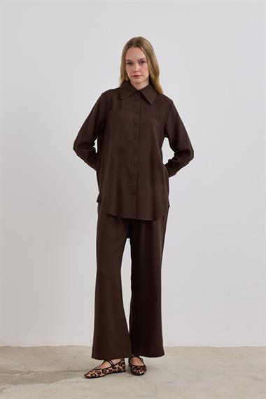 Soley Büyük Cepli Düğmeli Pantolonlu Takım KAHVERENGİ