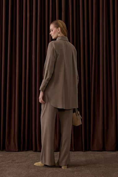 Soley Büyük Cepli Düğmeli Pantolonlu Takım VİZON