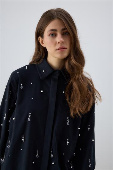 Venedik Düğmeli Özel Aksesuarlı Gömlek LACİVERT