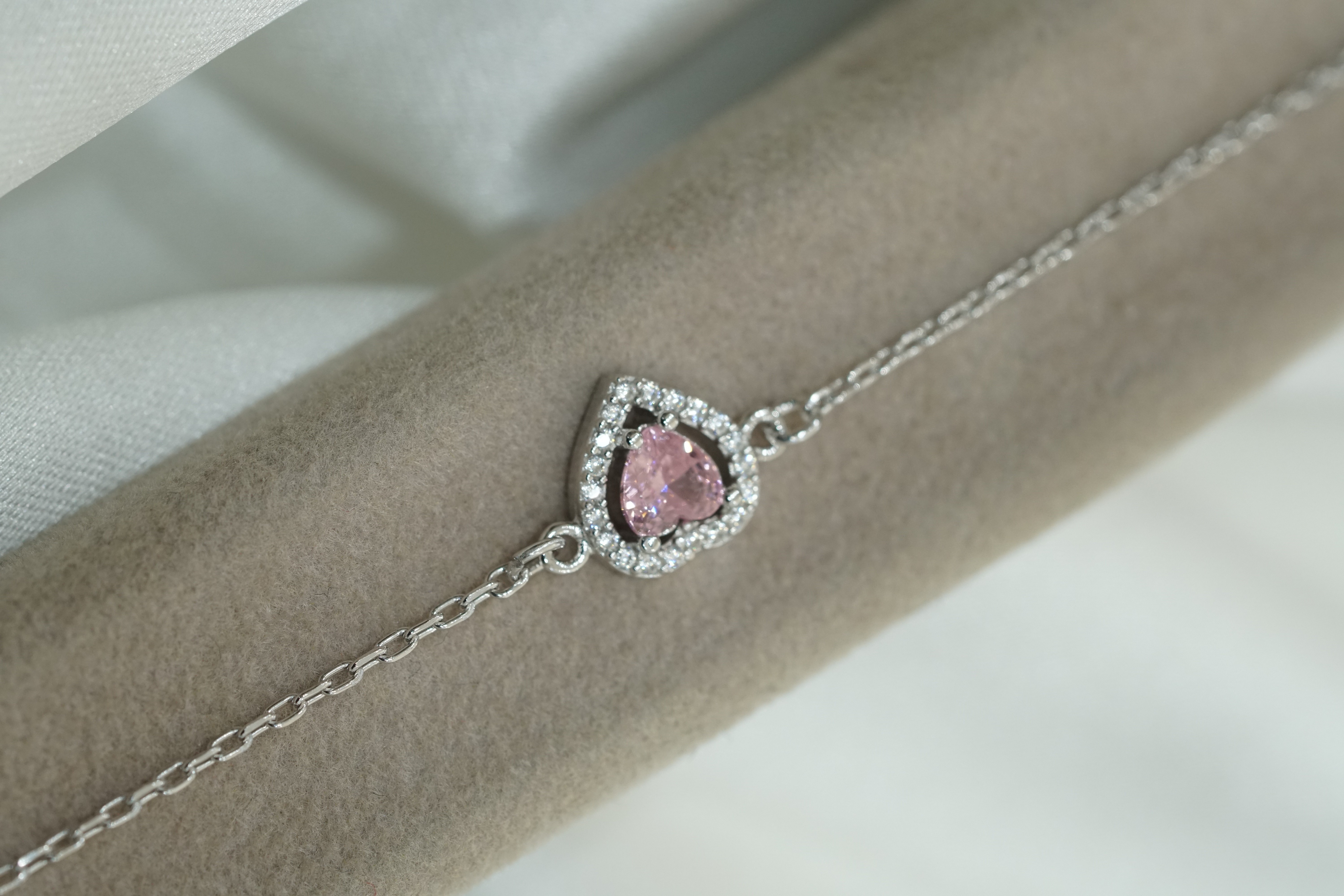 Pembe Taşlı Kalp Bileklik