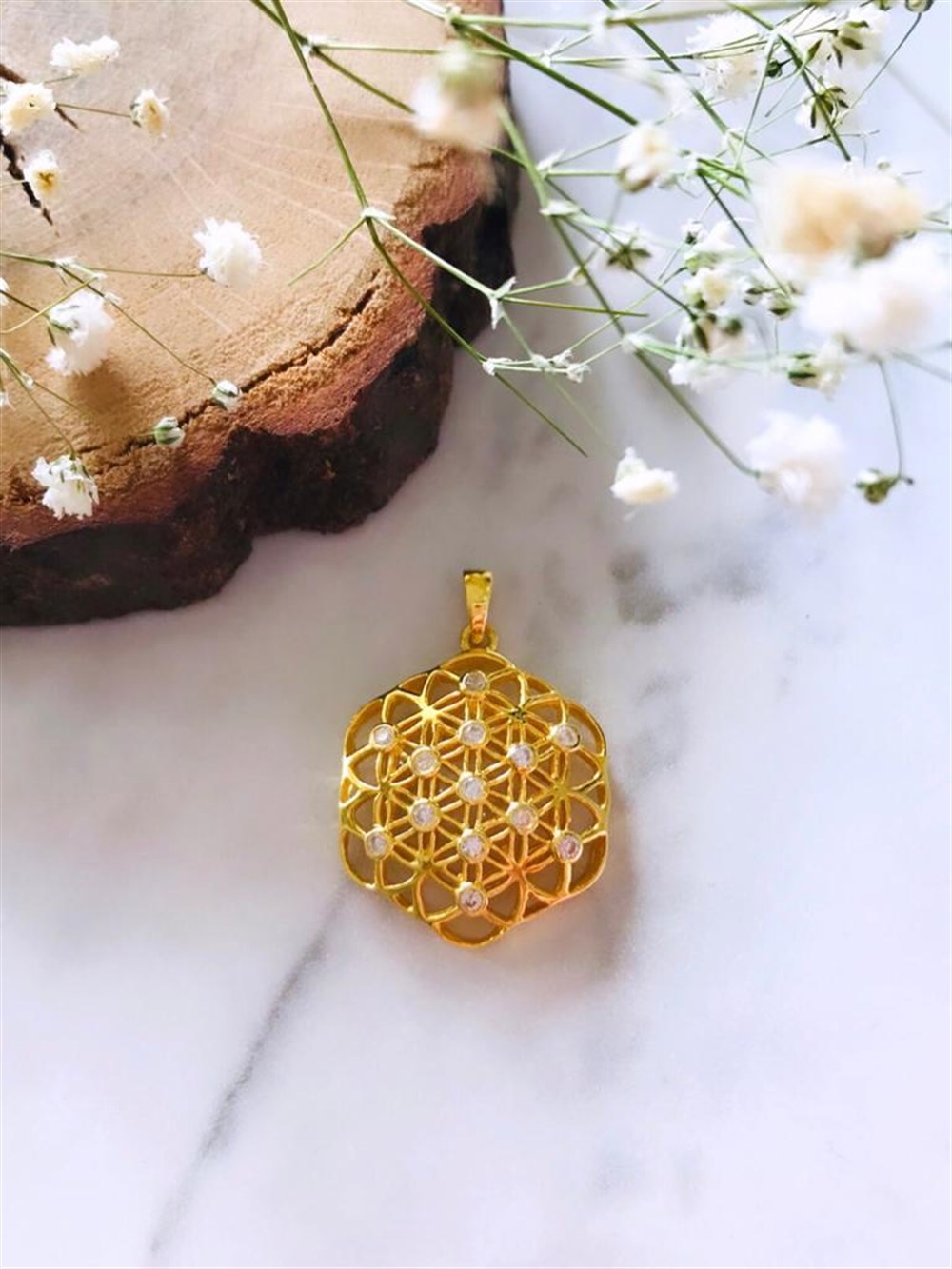 Yaşam Çiçeği Kolye Uç