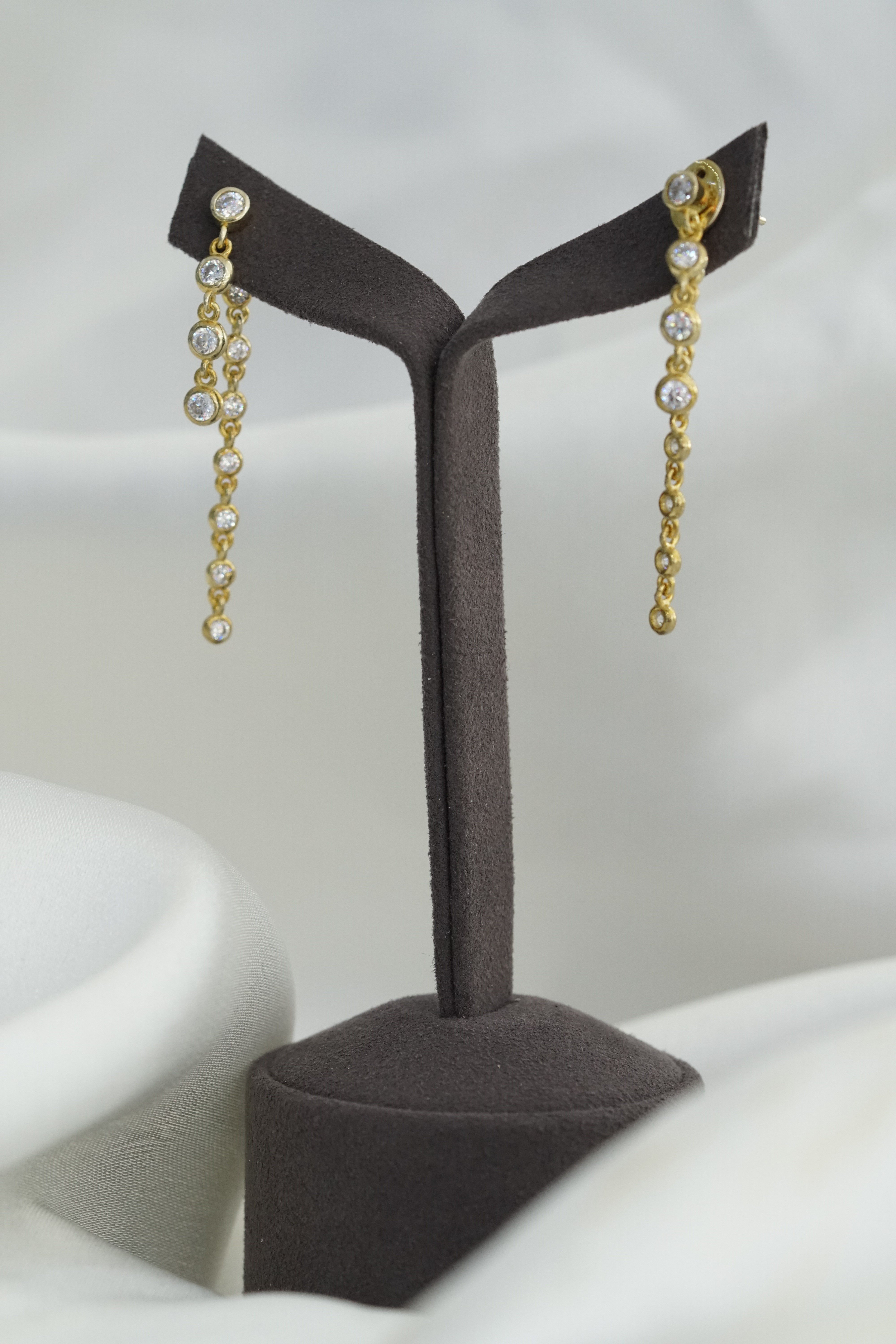 2li Sallantılı Küpe