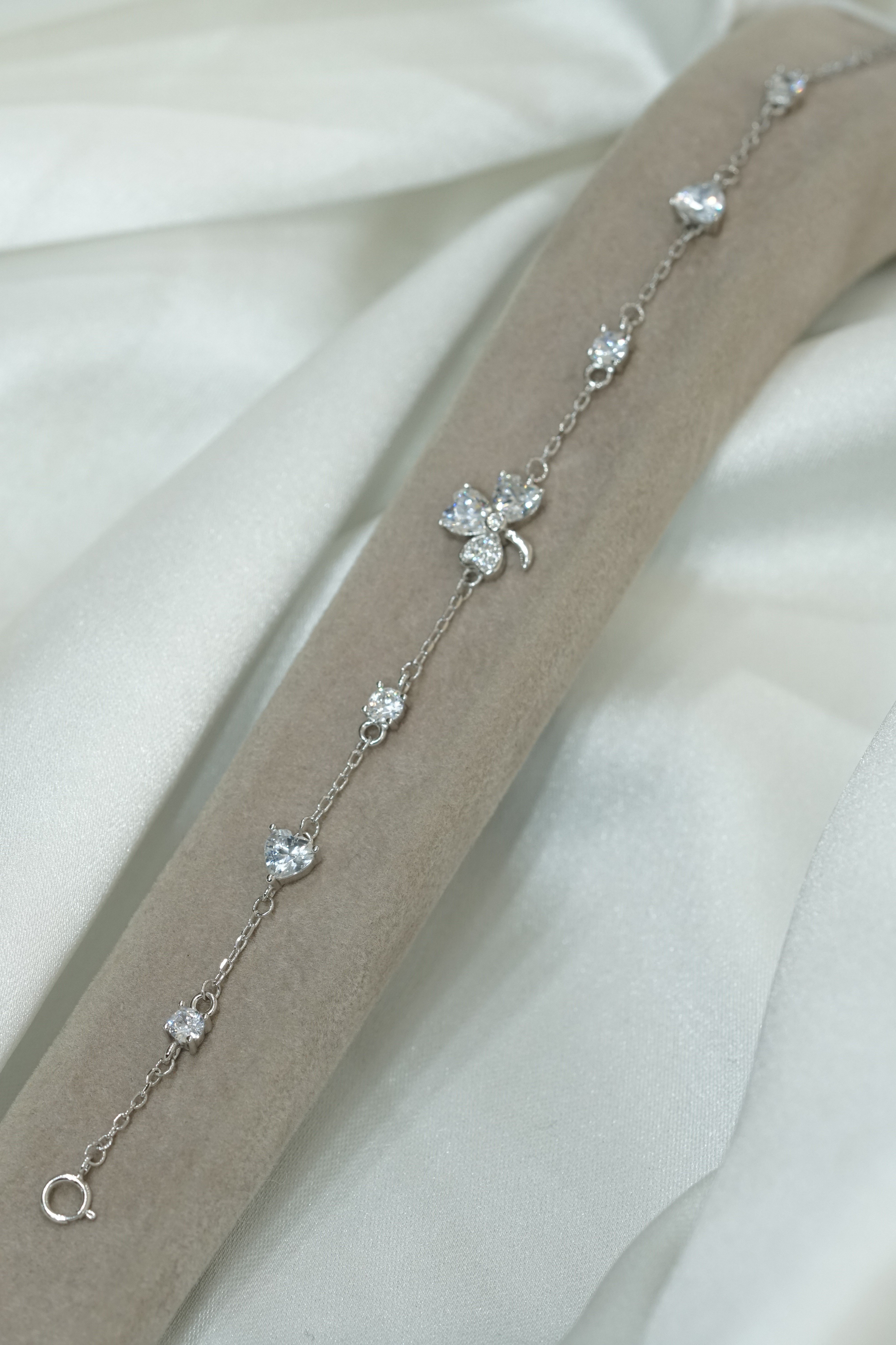 3 Yapraklı Yonca Bileklik