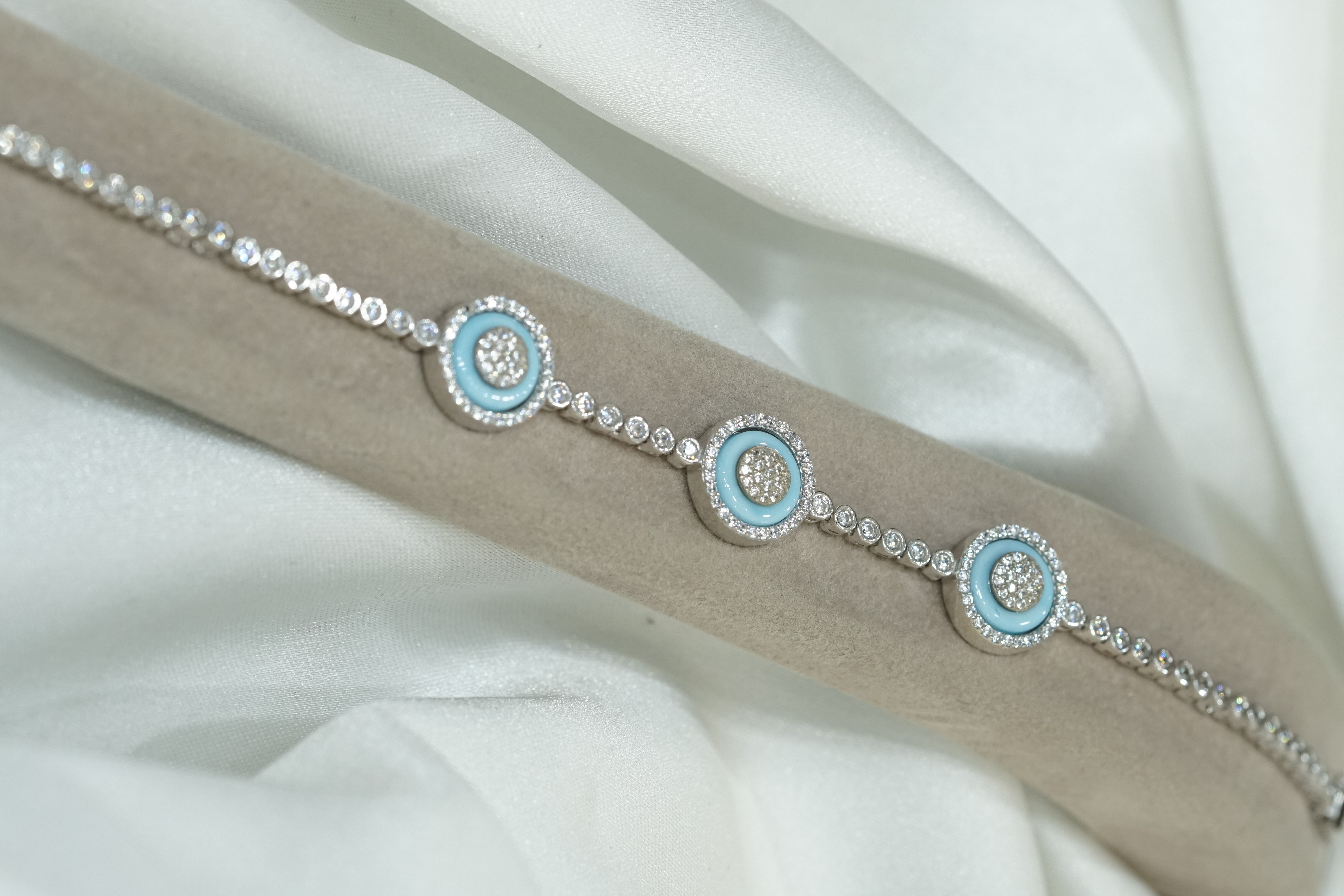 Mavi Taşlı Göz Bileklik